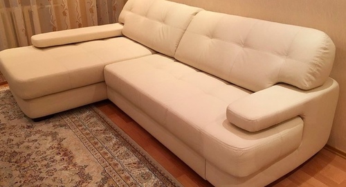 Обивка углового дивана.  Новосокольники